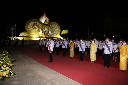 02.jpg
